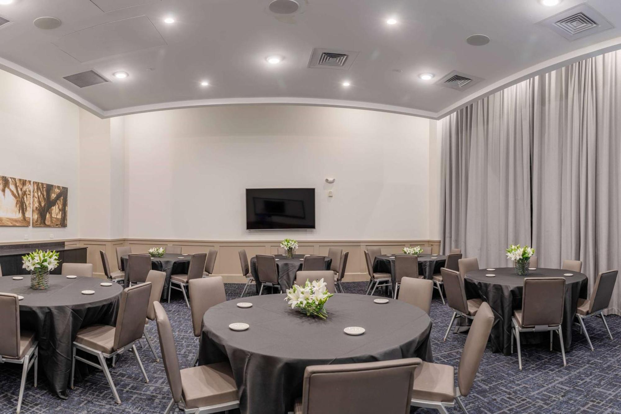 Tryp By Wyndham Savannah Buitenkant foto